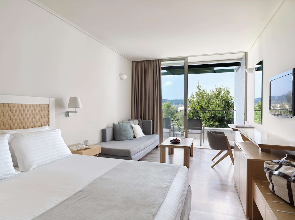 Double Room, Patio, Garden View - Photo 3