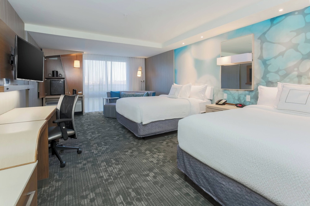 Room, 2 Queen Beds (Hearing Accessible) photo 3