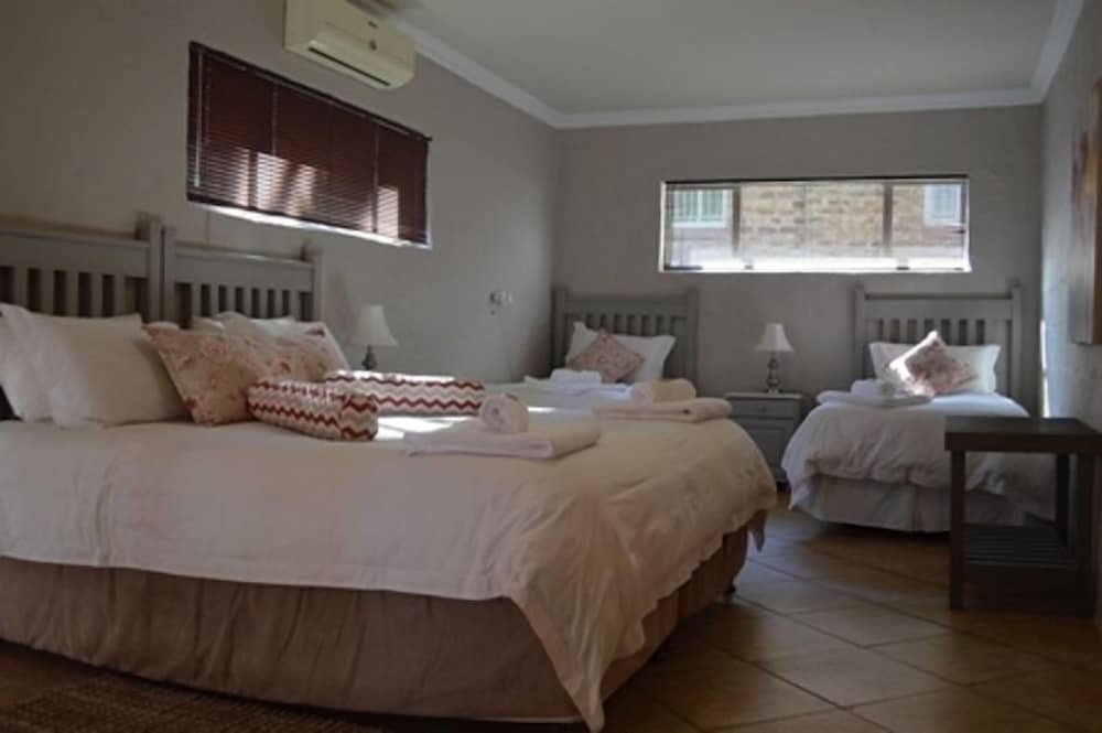 Quadruple Room photo 1