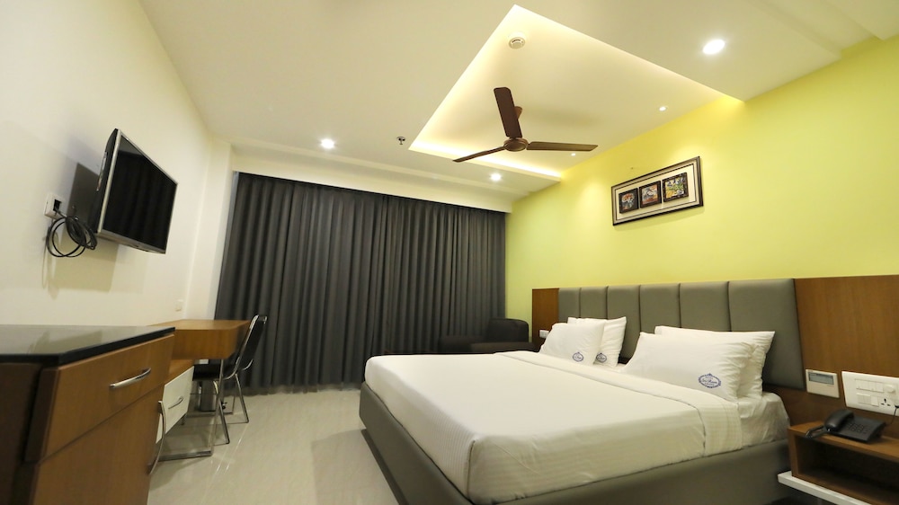 Executive Room - Photo 3