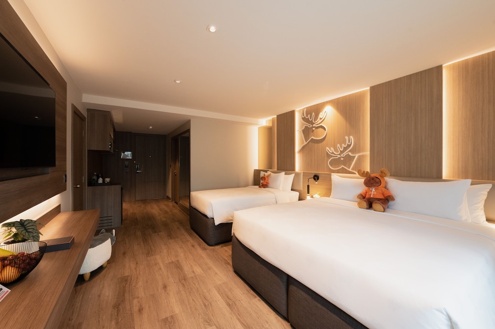 Two Bed Room Family Suite - Photo 16