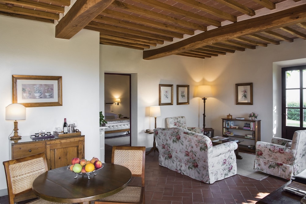 Suite, Patio (double) - Photo 4