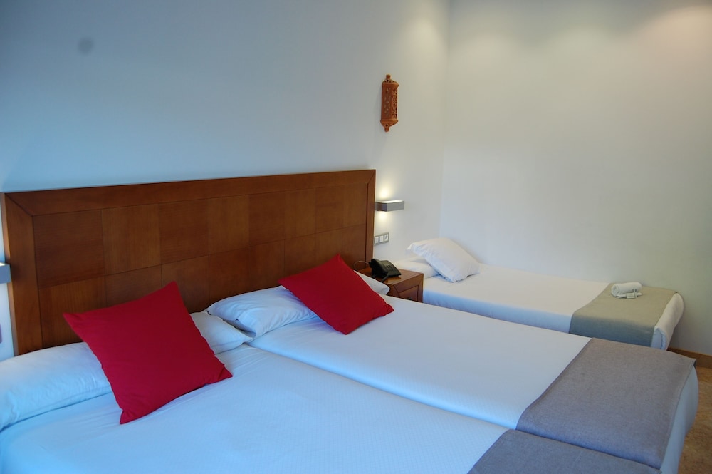 Triple Room photo 2