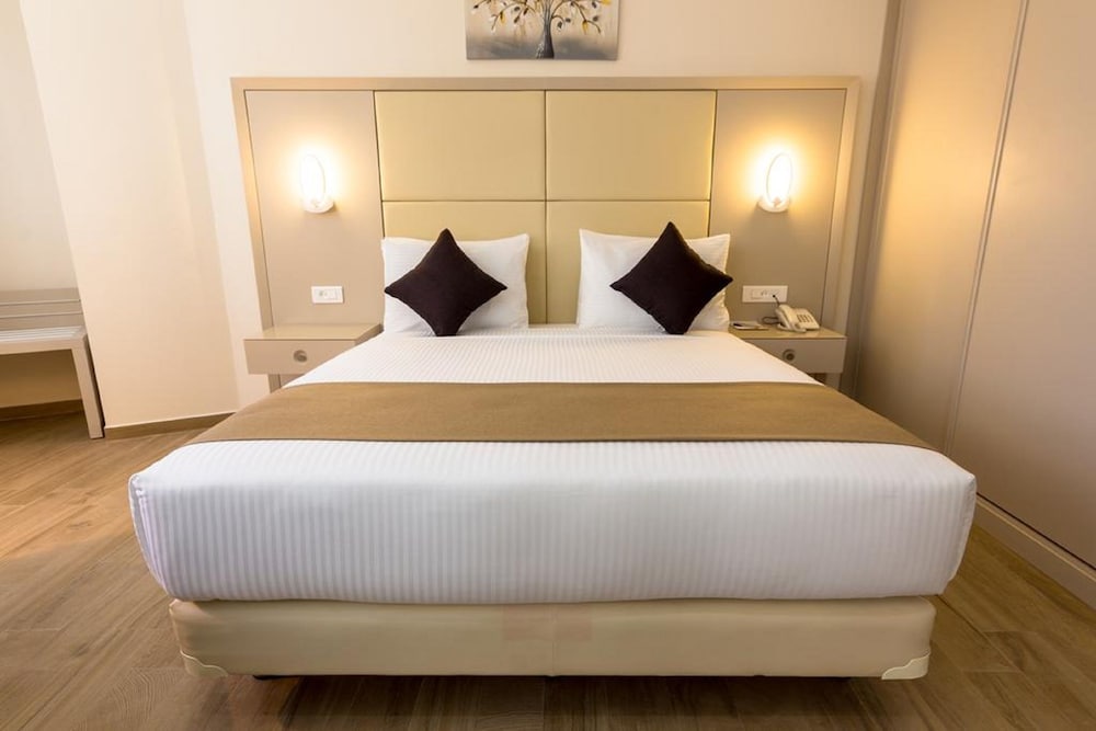 Standard Double Room - Photo 1