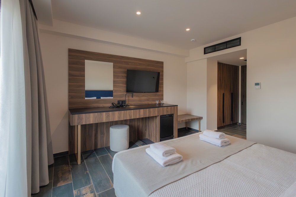 Superior Double Room, Balcony