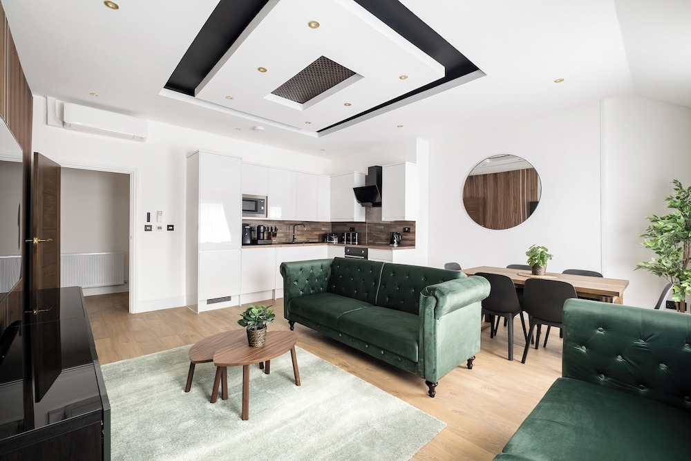 Premier Apartment, 1 Bedroom, Air conditioning photo 1
