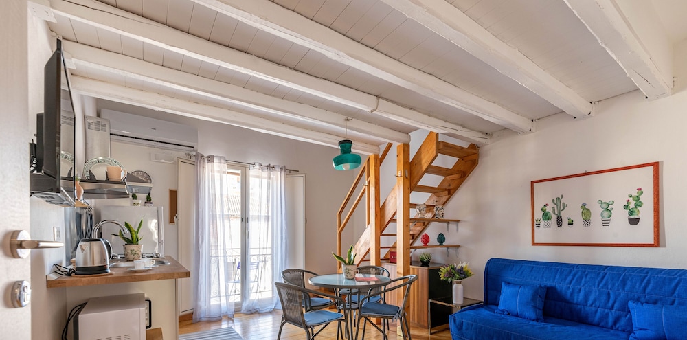 Basic Apartment
