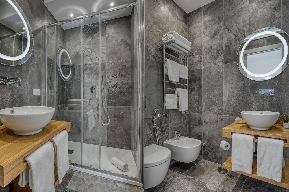 Classic Double or Twin Room