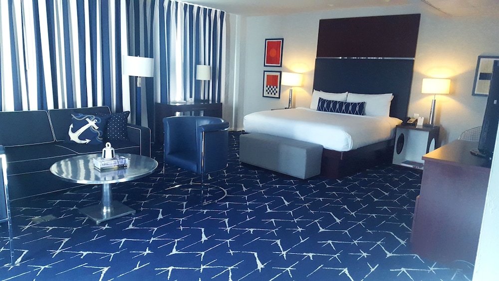 Junior Suite, Pool View - Photo 3