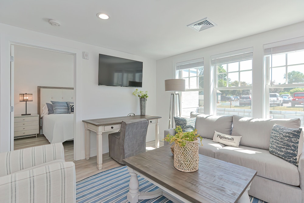 Luxury Condo, 1 Bedroom, Courtyard View (216) photo 1