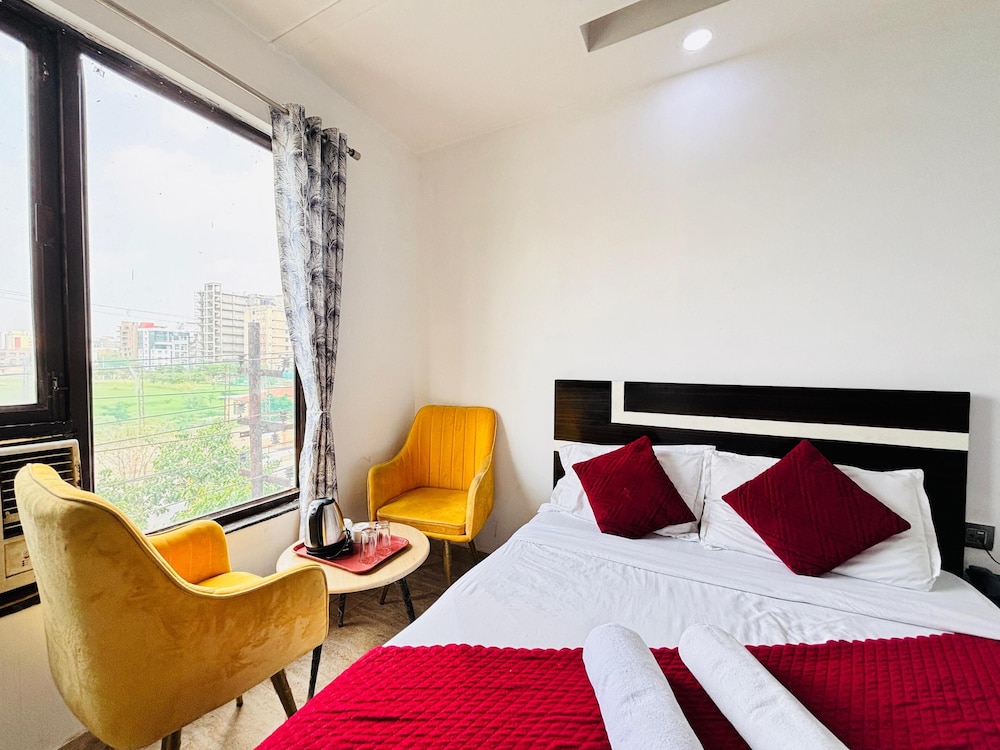 Deluxe Single Room, City View