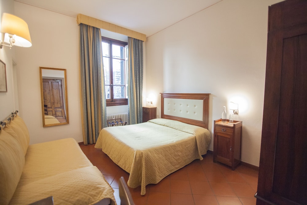 Classic Triple Room