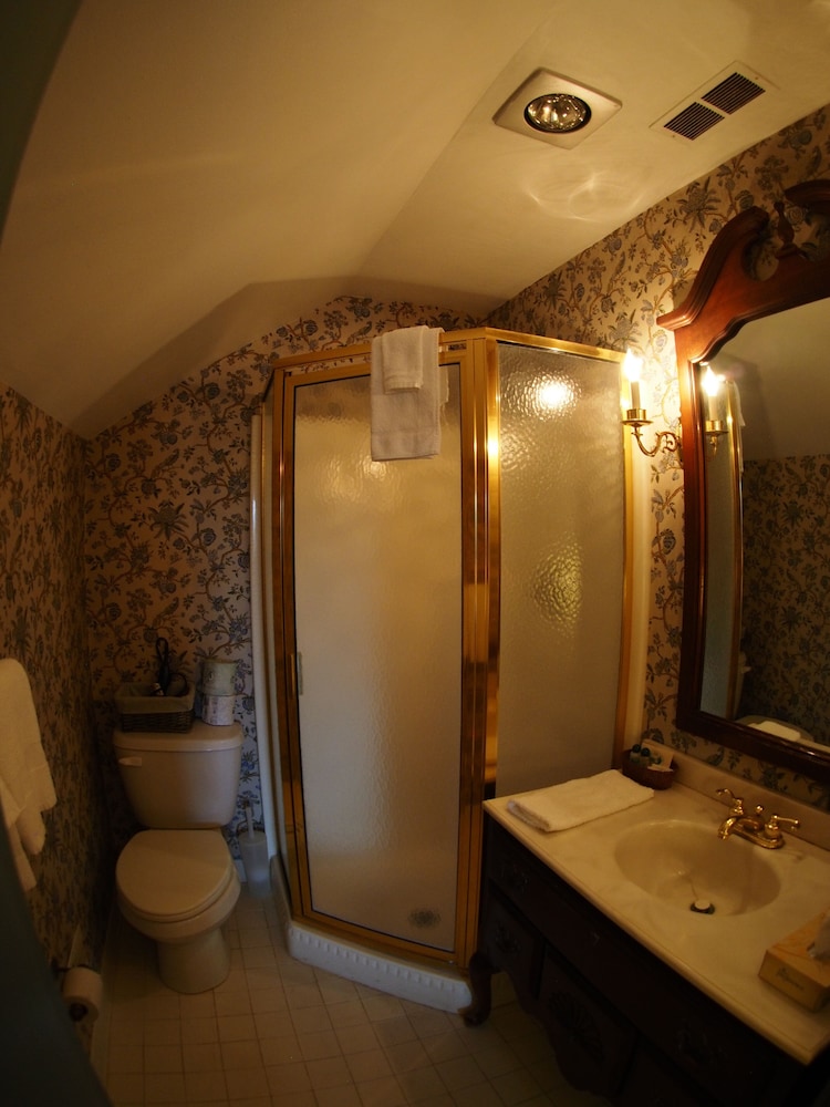 Superior Double Room, Private Bathroom (Anthony Wayne ) photo 2