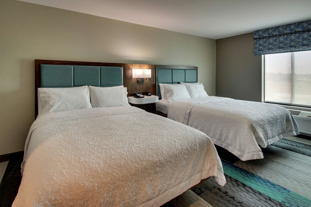Room, 2 Queen Beds, Accessible, Refrigerator & Microwave (Hearing) photo 2