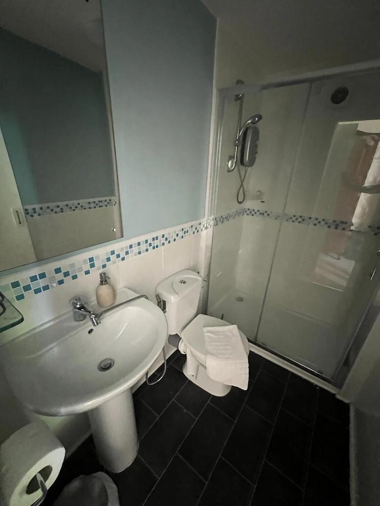 Comfort Double Room, Ensuite - Photo 4