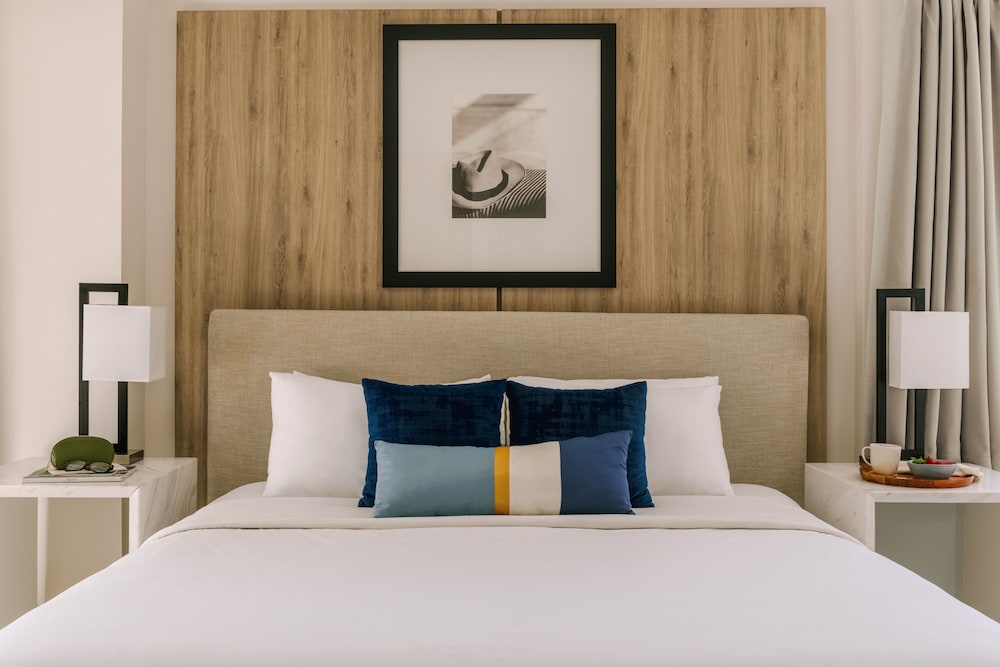 King Room, Partial Ocean View (Self Check-in)
