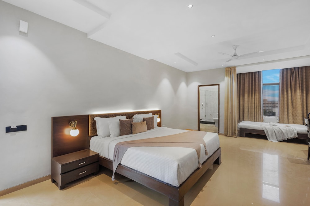 Traditional Room, 1 Queen Bed