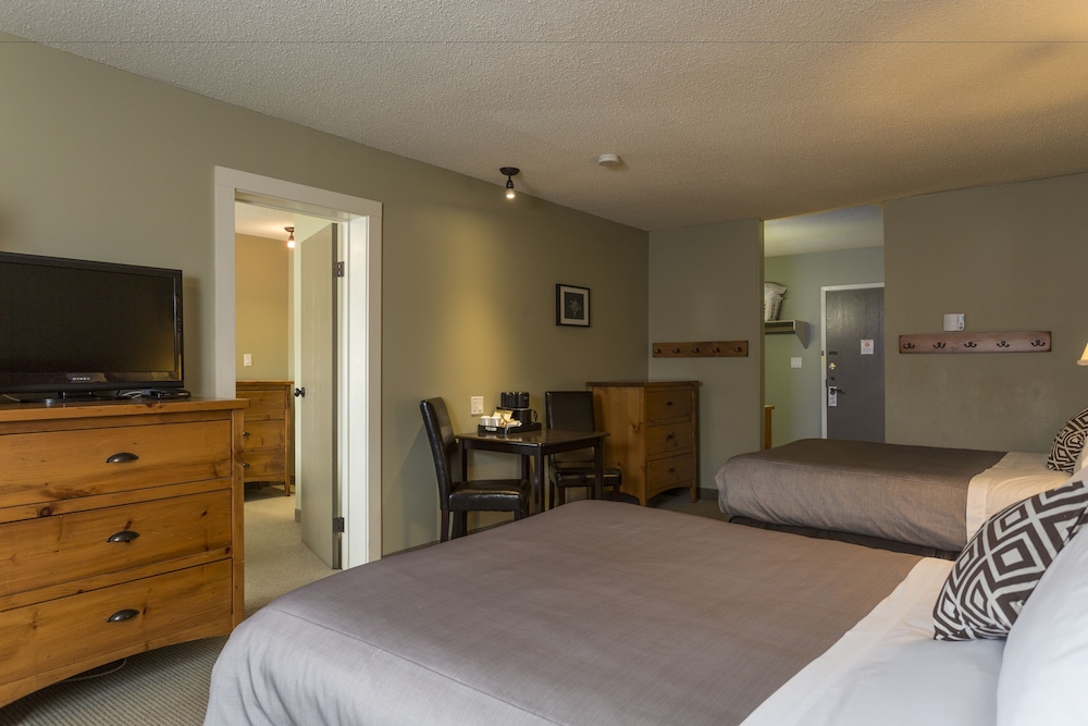 Deluxe Room (Deluxe Family Room) photo 3