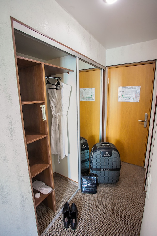 Standard Single Room photo 3