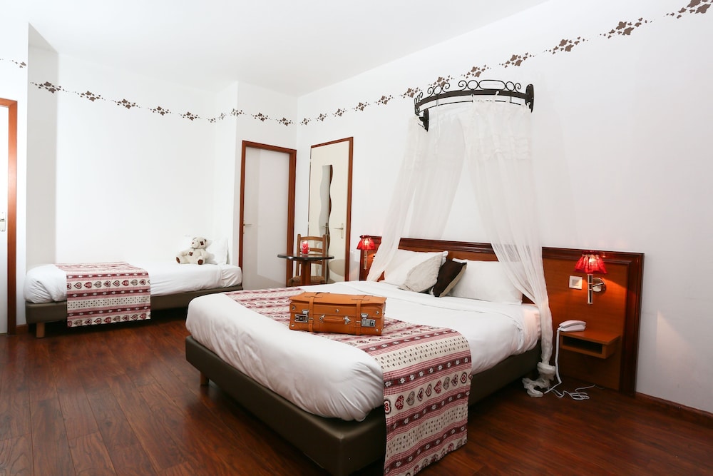 Superior Triple Room - Photo 1
