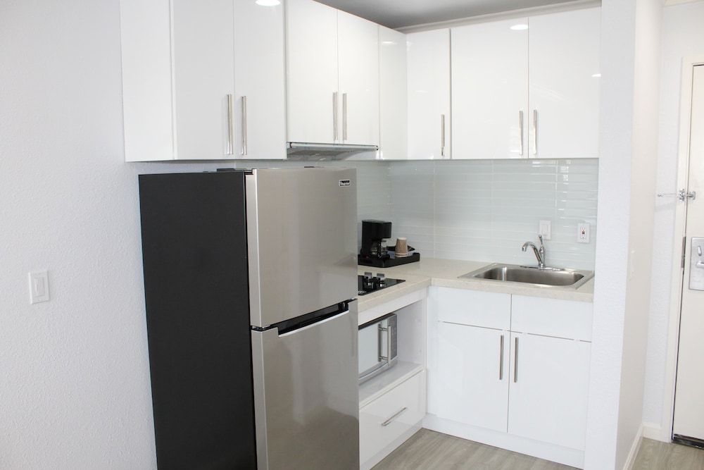 Deluxe Room - Photo 1