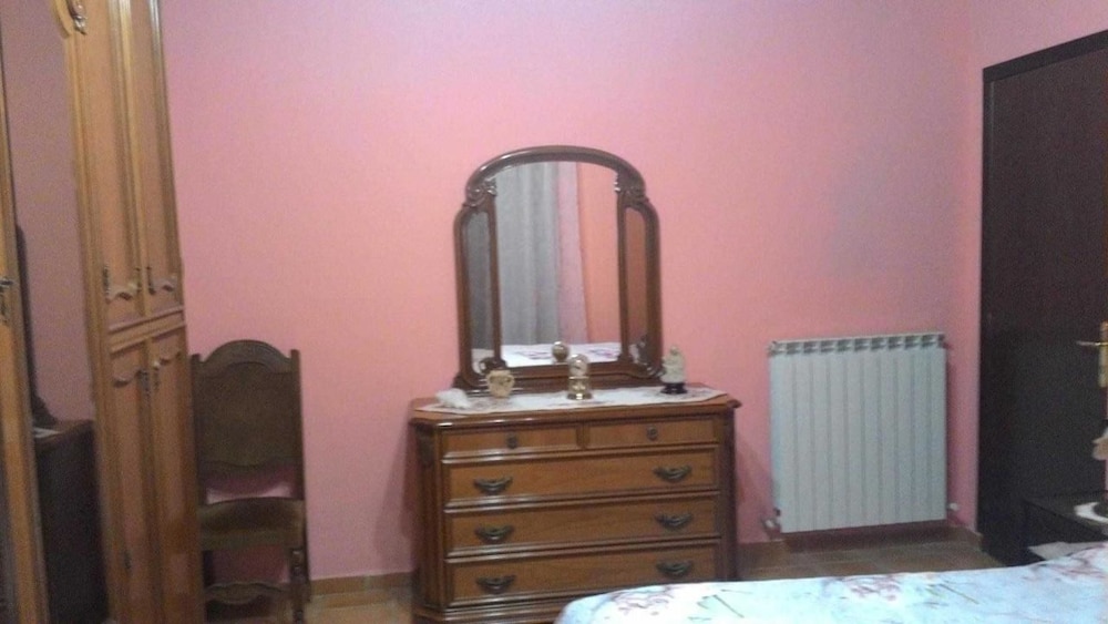 Twin Room, Shared Bathroom photo 2