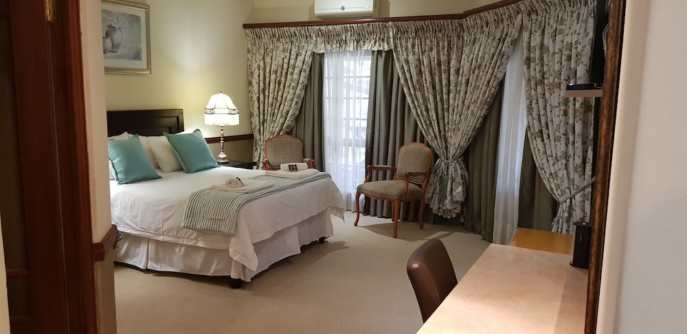 Executive Room (Eland)