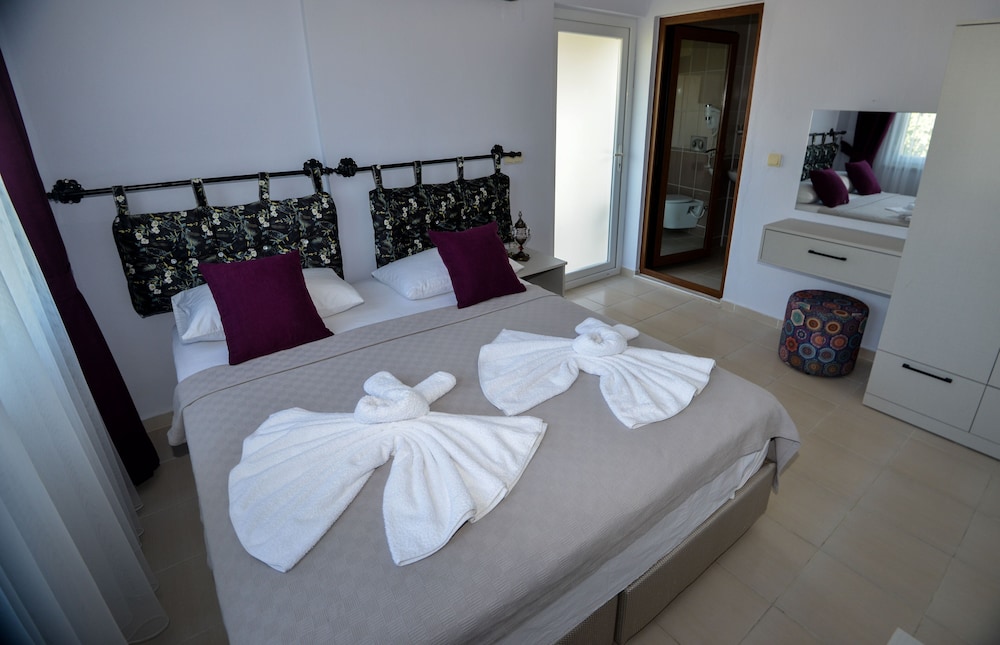 Superior Double Room, Balcony - Photo 13