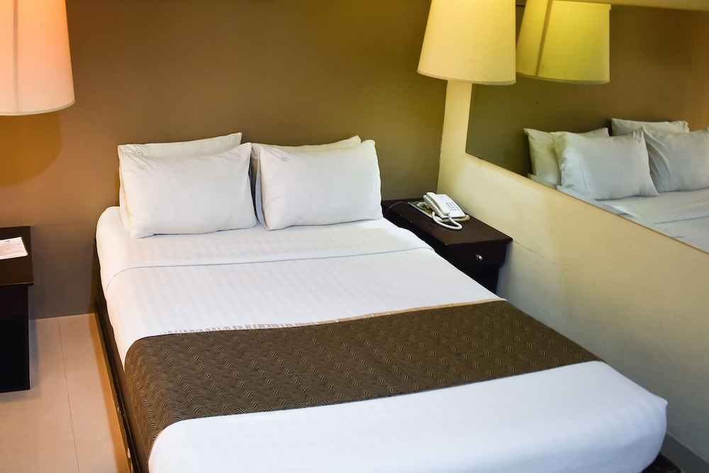 Standard Double Room - Photo 2