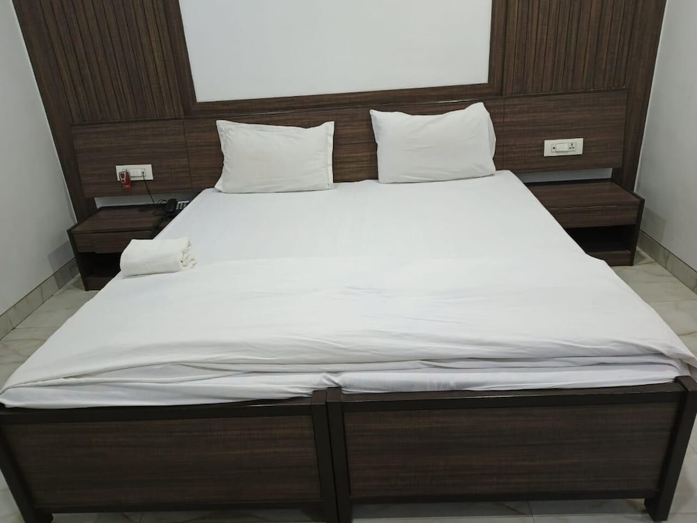 Executive Room - Photo 1