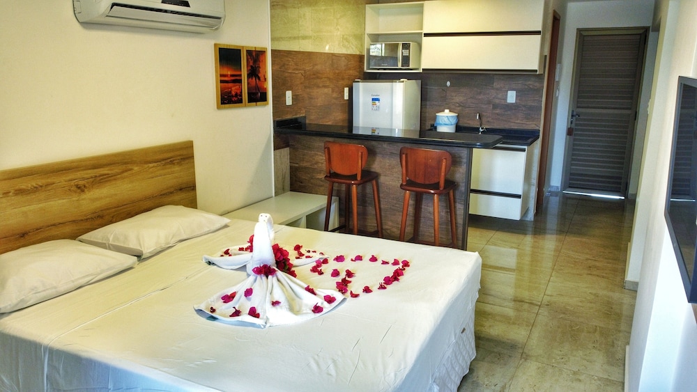 Deluxe Double or Twin Room - Photo 14
