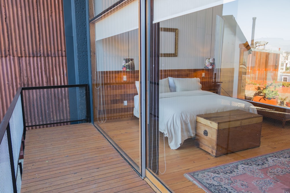 Design Double or Twin Room photo 2