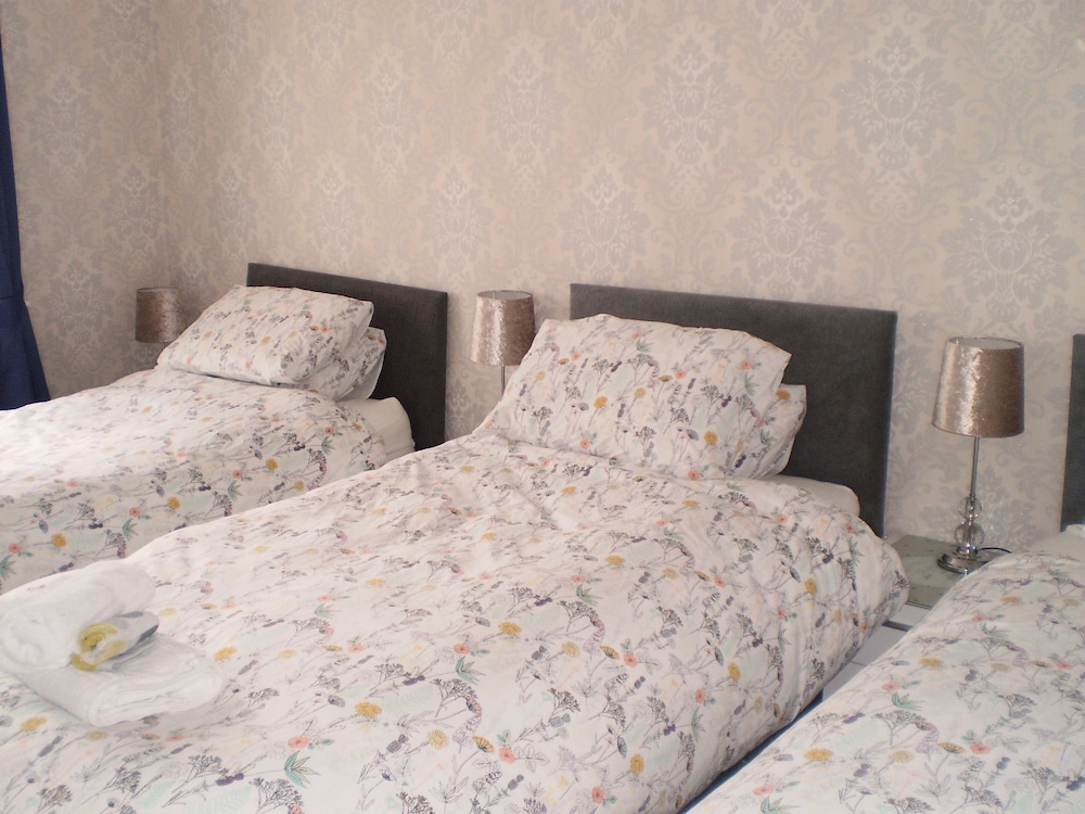 Comfort Triple Room, Ensuite (Blue Room) photo 2