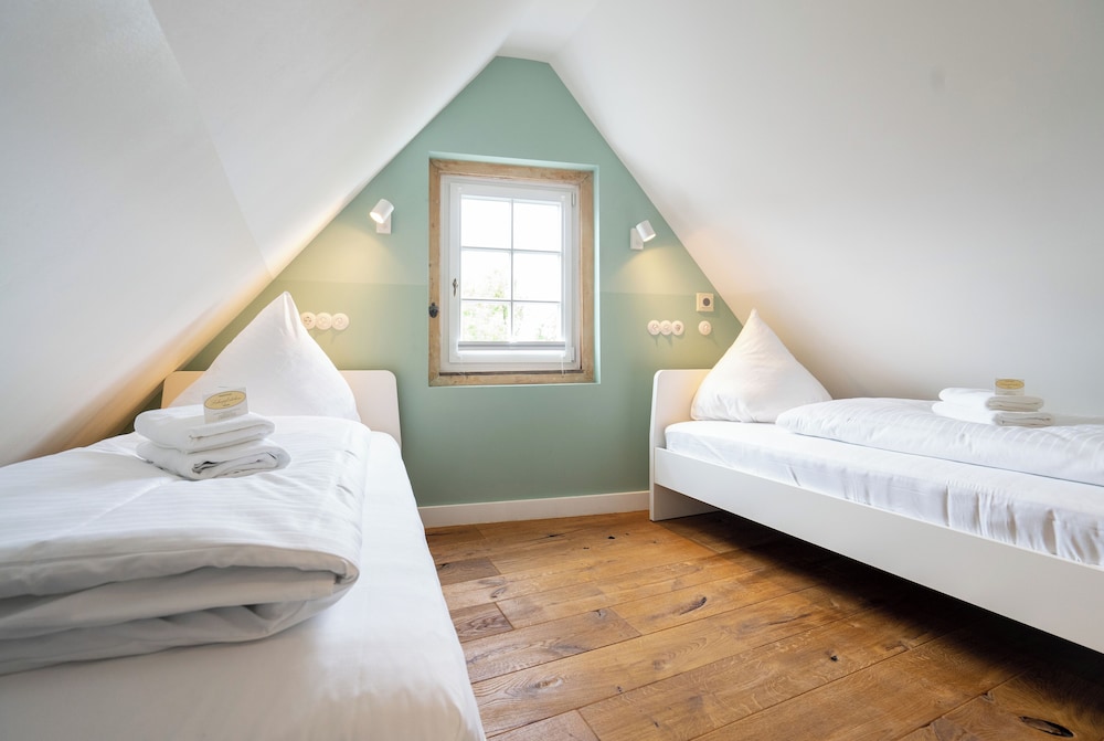 Dachboden mit Lahnrauschen (Zimmer 54)