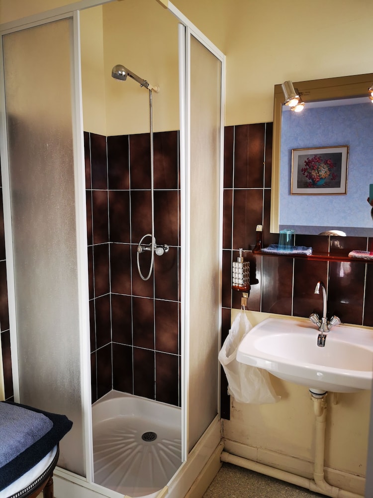 Double Room (2) photo 2
