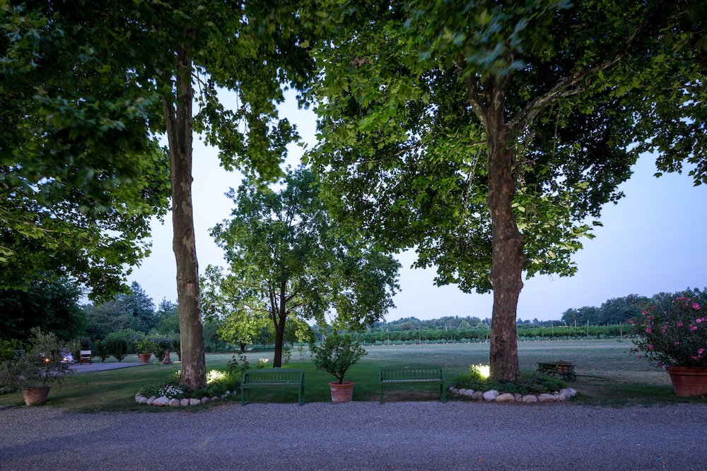 Family Suite, Garden View photo 2