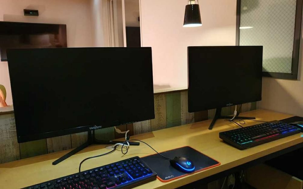 Room (Premium 2pc Room (Netflix+Wave+High-e)