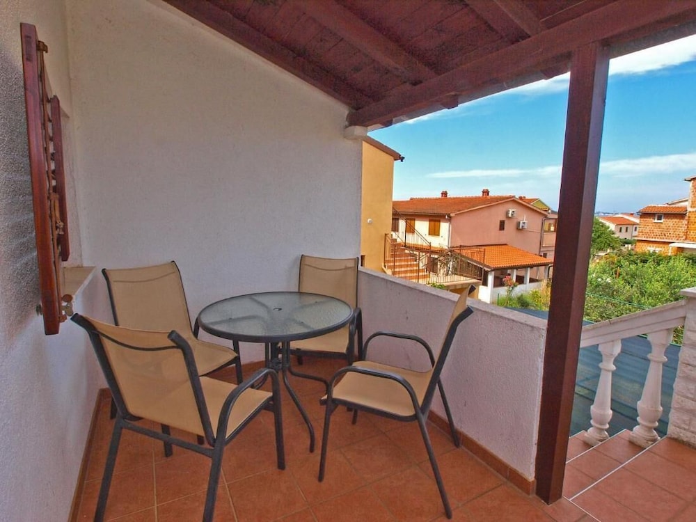 Apartment, 2 Bedrooms, Terrace, Garden View