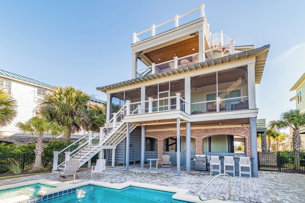 Exclusive Chalet, Ocean View