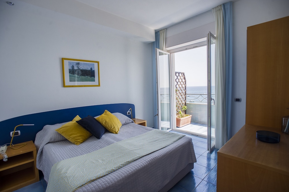 Panoramic Apartment, 1 Bedroom, Sea View, Sea Facing