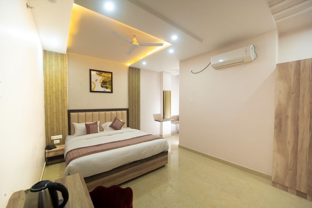 Executive Room - Photo 2