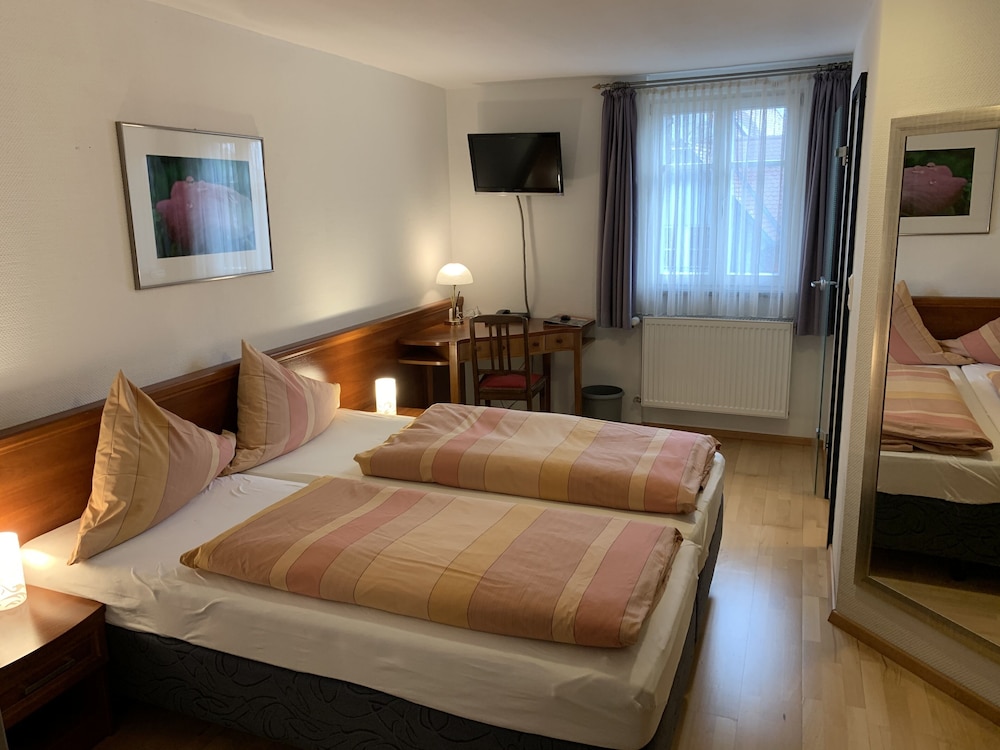 Standard Single Room, Non Smoking photo 2
