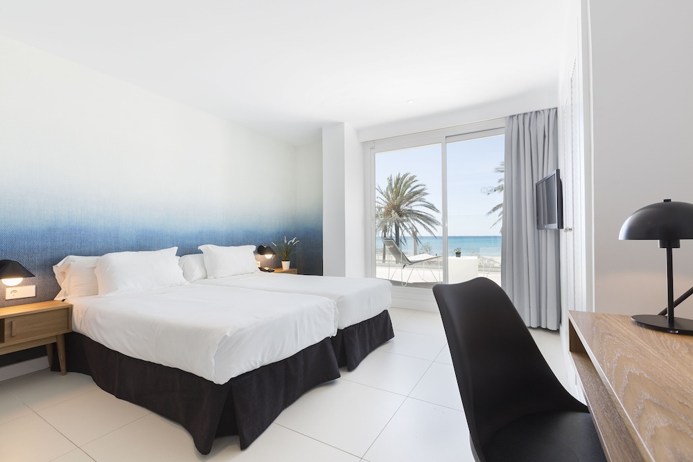 Double Room, Balcony, Sea View - Photo 1