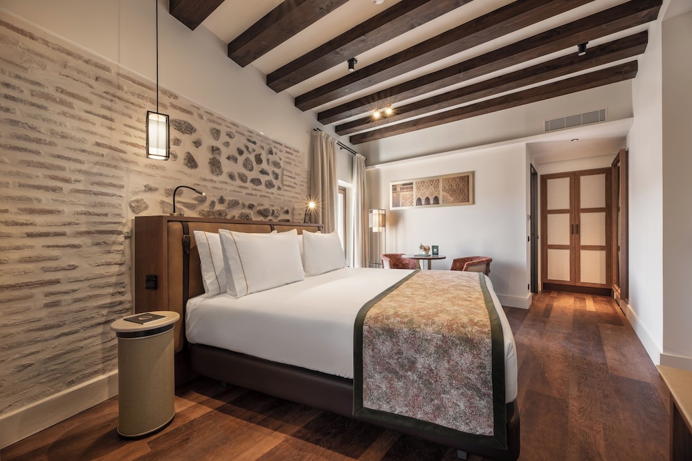Deluxe Double Room (Con Vistas) - Photo 4
