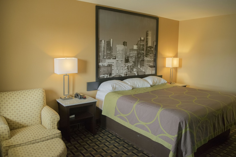 Standard Room, 1 King Bed