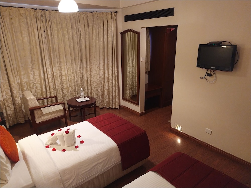 Deluxe Twin Room photo 2