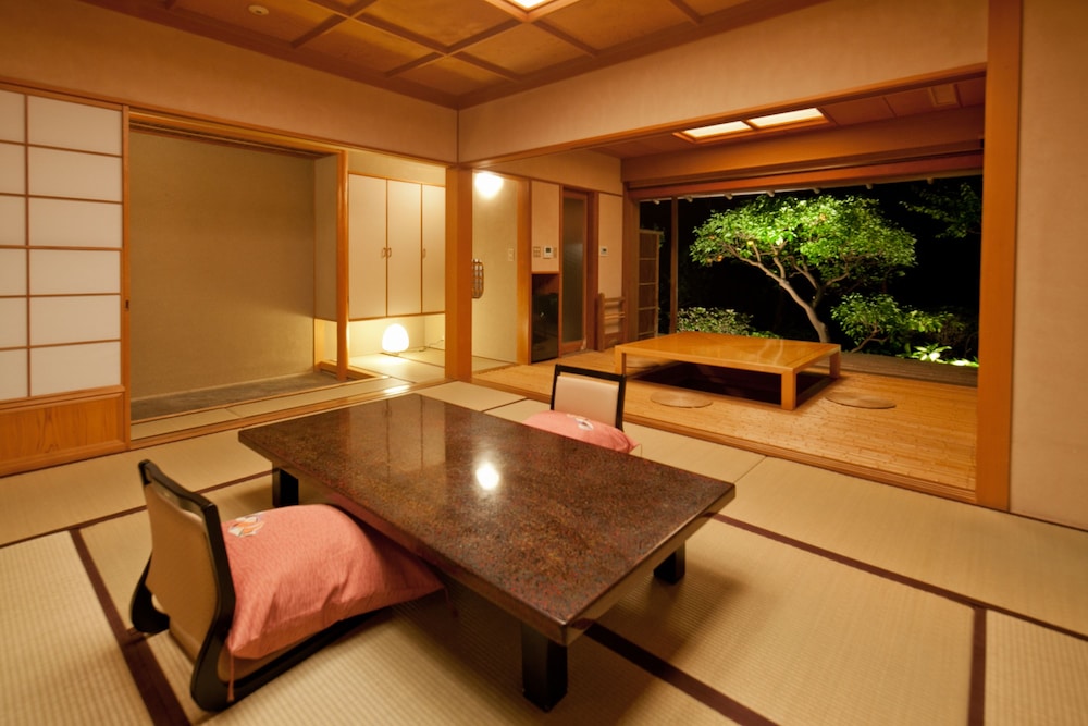 Japanese-Style Premium, Open-Air Bath, Optional meals in room, Non Smoking photo 3