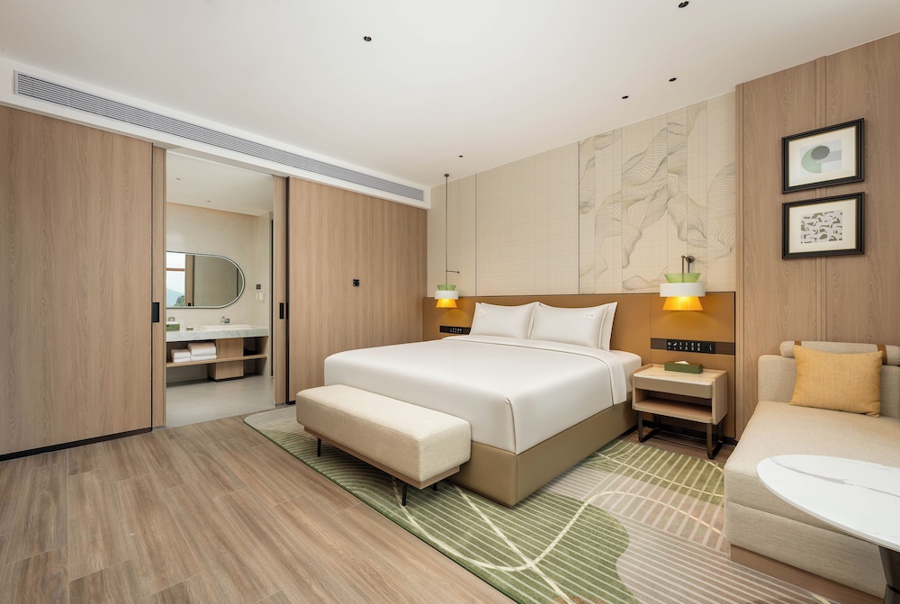 One Bedroom Suite photo 2