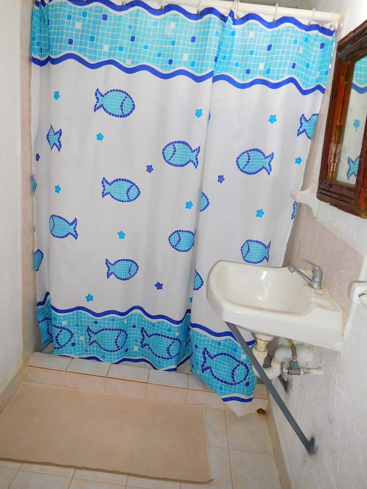 Superior Room, 2 Double Beds, Private Bathroom (Air Conditioning) photo 2