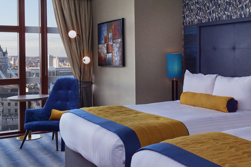 Superior Room (with 2 Queen Beds)